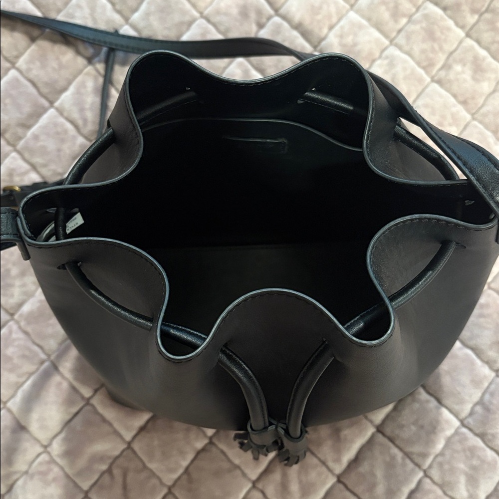 Sale today! Chic J. Crew Black Tassel Bucket bag - Picture 5 of 11